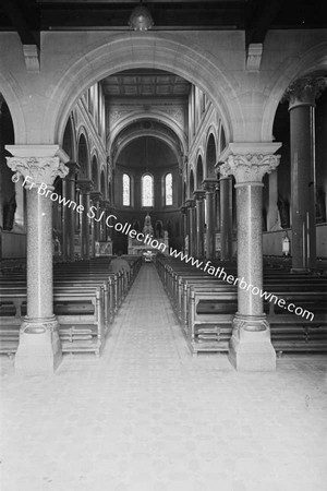 ST NICHOLAS CHURCH INTERIOR